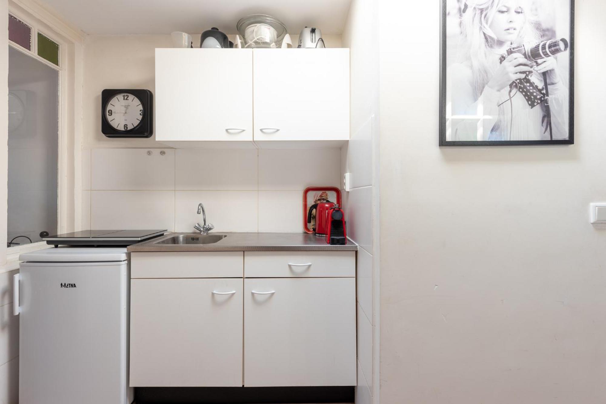 Gezellig Appartement In De Mooie Oude Binnenstad Van Alkmaar Exteriör bild