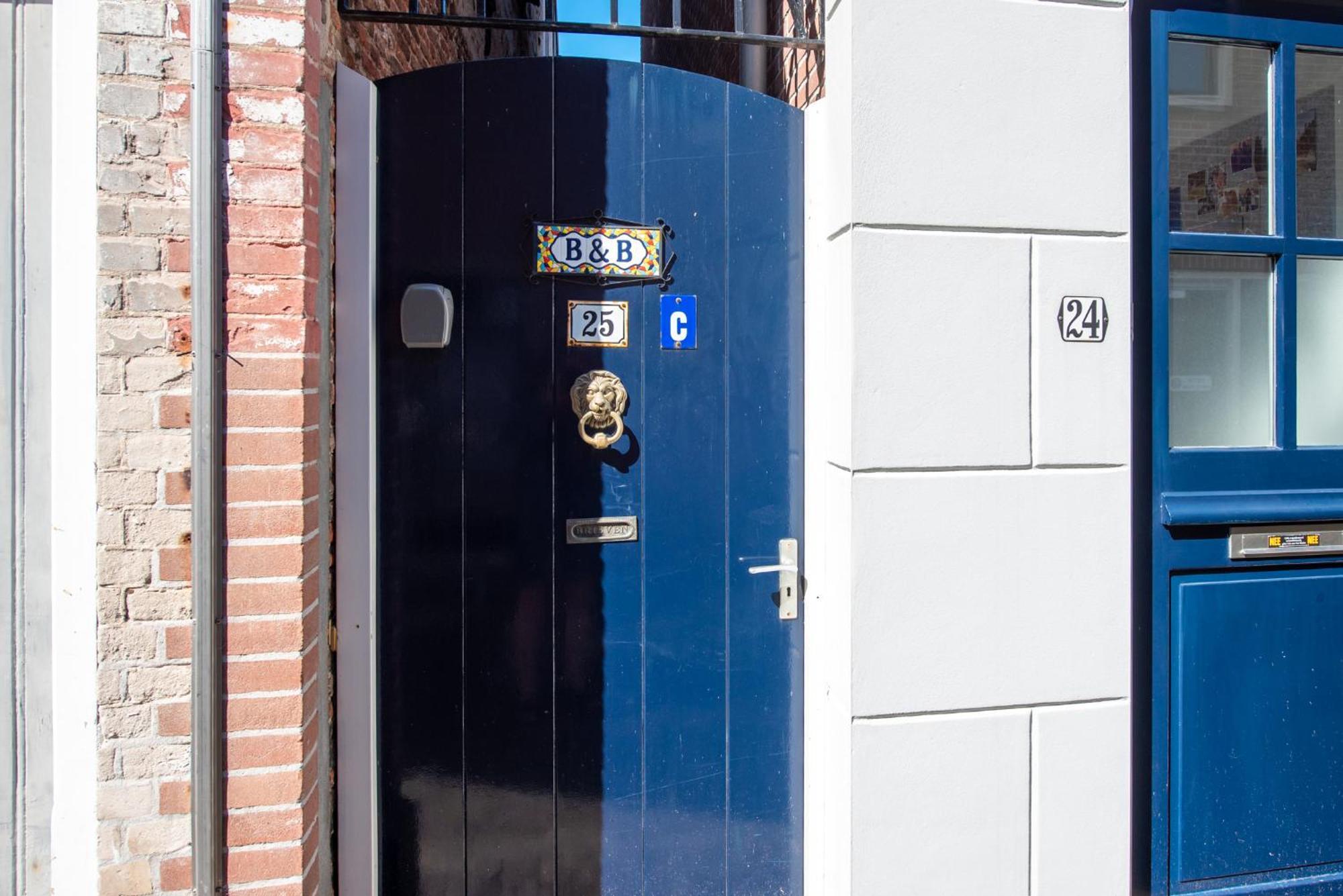 Gezellig Appartement In De Mooie Oude Binnenstad Van Alkmaar Exteriör bild