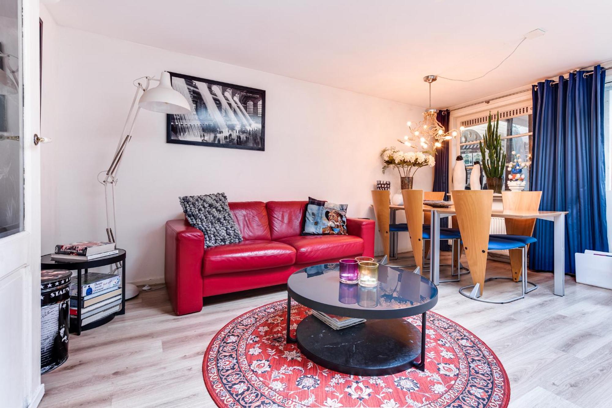 Gezellig Appartement In De Mooie Oude Binnenstad Van Alkmaar Exteriör bild