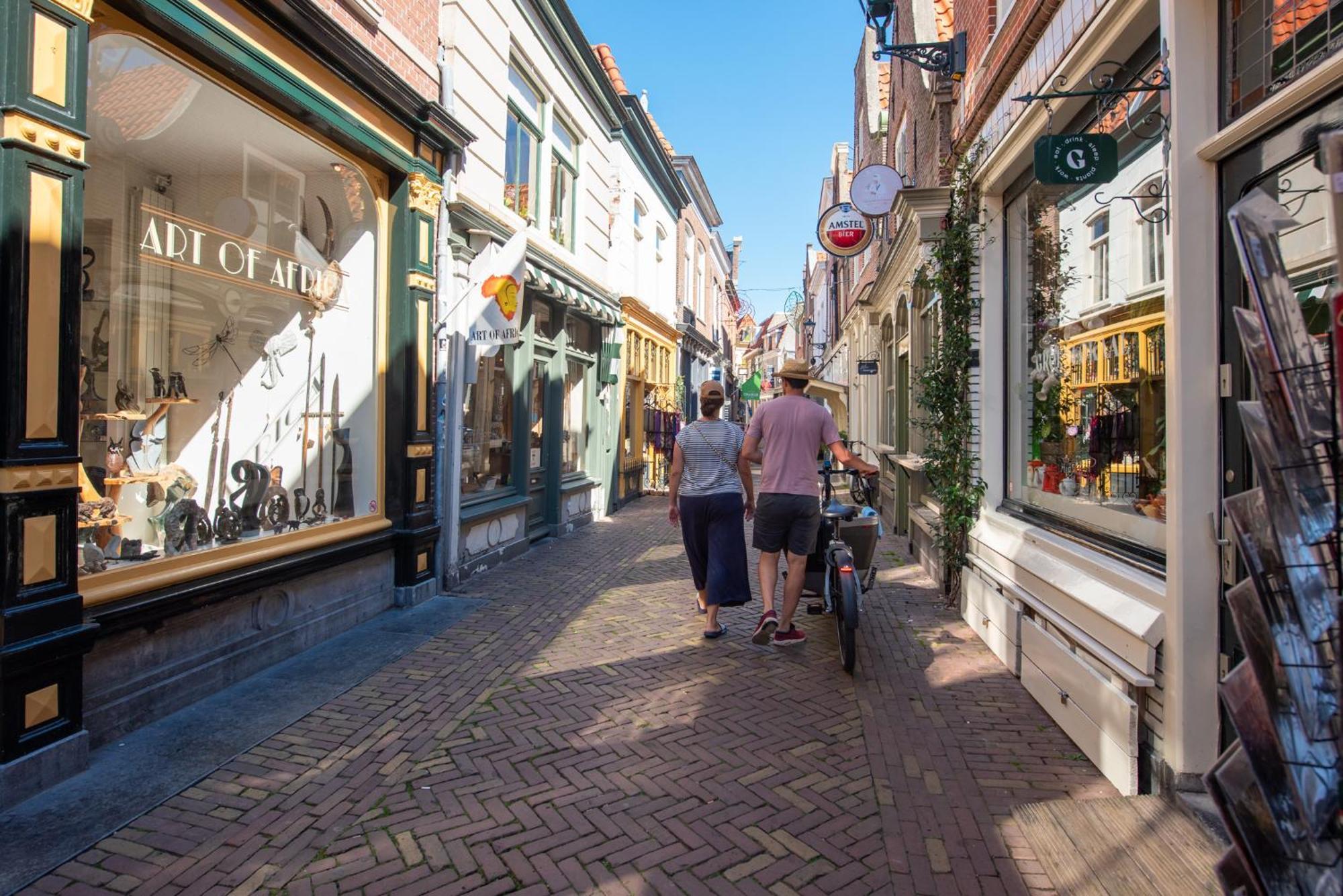Gezellig Appartement In De Mooie Oude Binnenstad Van Alkmaar Exteriör bild